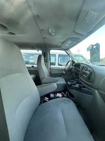 2006 Ford E-150