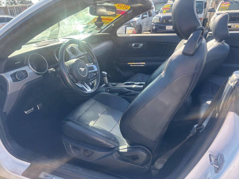 2020 Ford Mustang EcoBoost Premium