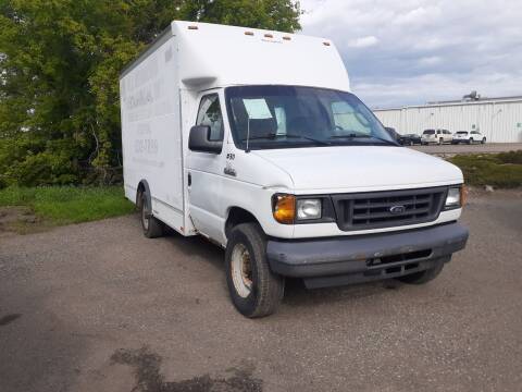 2006 Ford E-Series Chassis for sale at L & J Motors in Mandan ND