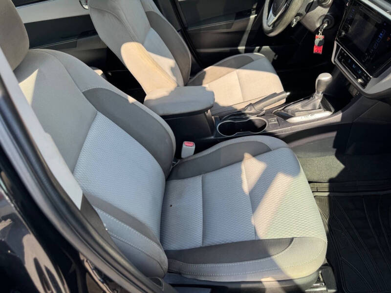 2017 Toyota Corolla LE