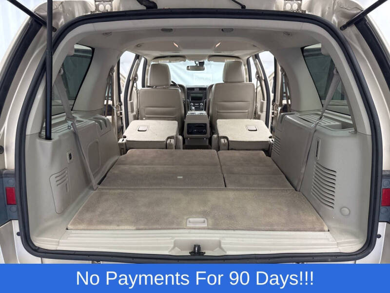 2017 Lincoln Navigator Select