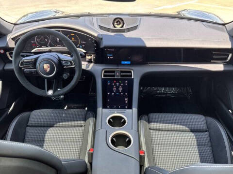 2025 Porsche Taycan 4S