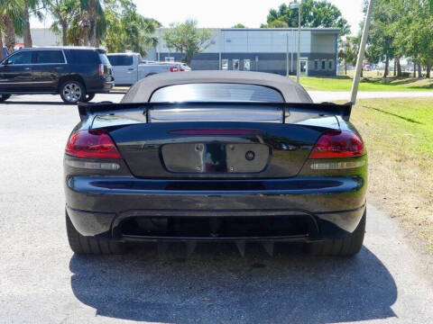 2004 Dodge Viper SRT-10