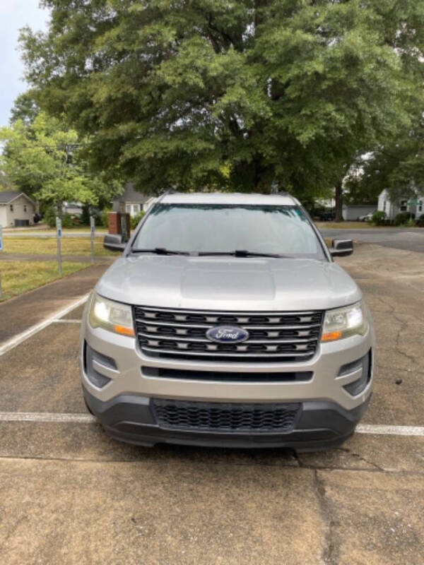 2016 Ford Explorer