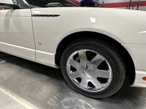 2003 Ford Thunderbird