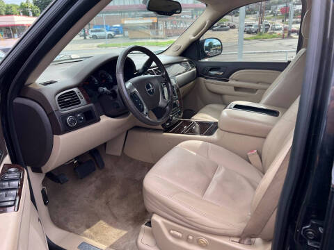 2010 GMC Yukon Denali