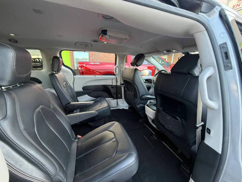 2018 Chrysler Pacifica Touring L