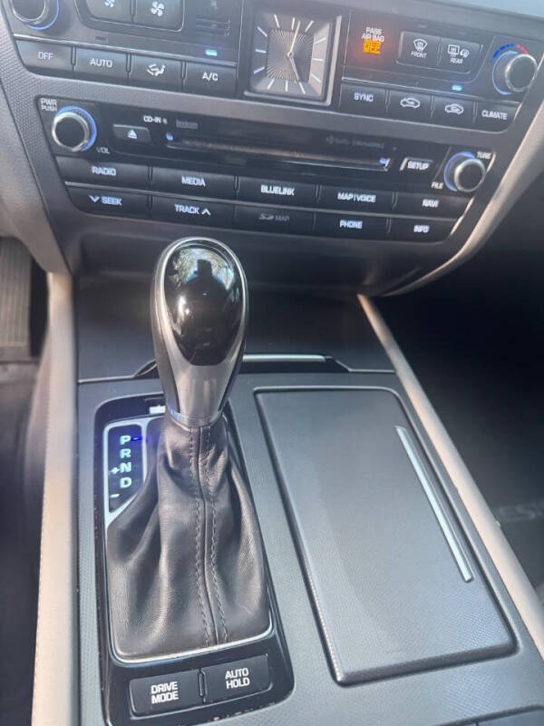 2015 Hyundai Genesis 5.0L