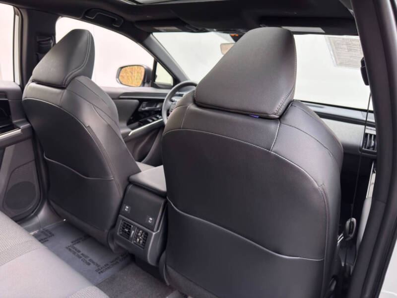 2024 Toyota bZ4X XLE