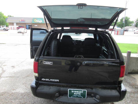 2004 Chevrolet Blazer LS ZR2
