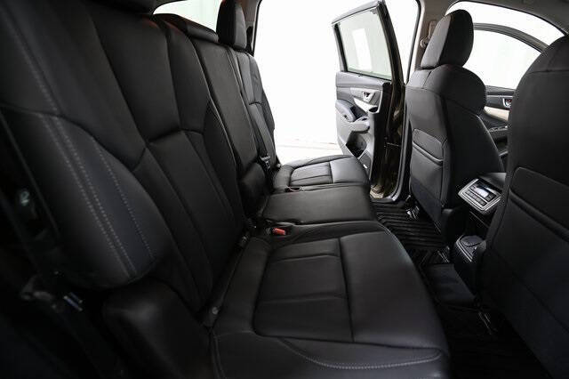 2022 Subaru Ascent Limited 8-Passenger