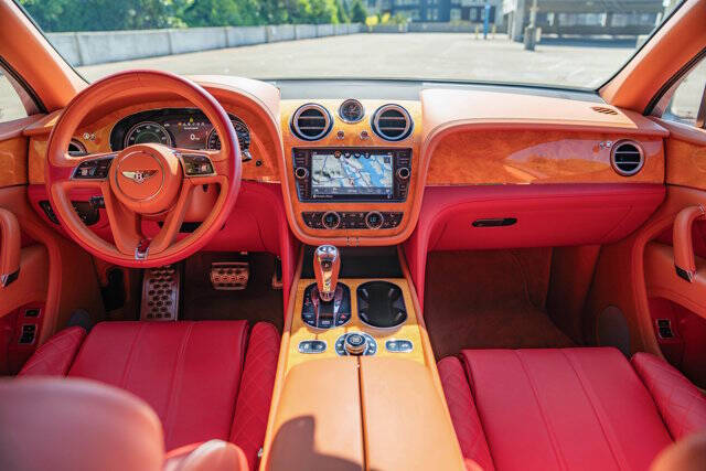 2017 Bentley Bentayga 51