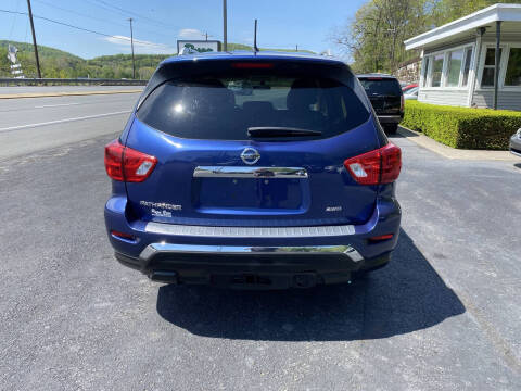 2017 Nissan Pathfinder S