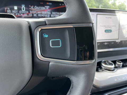 2027 Ford Expedition MAX Active