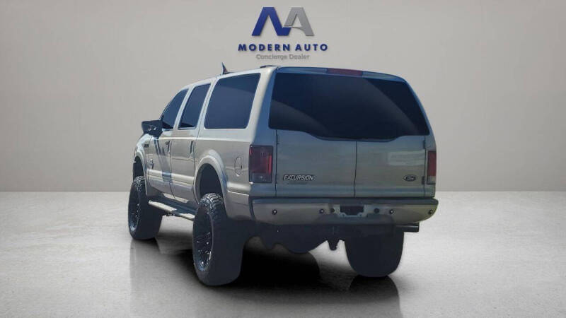 2005 Ford Excursion Limited