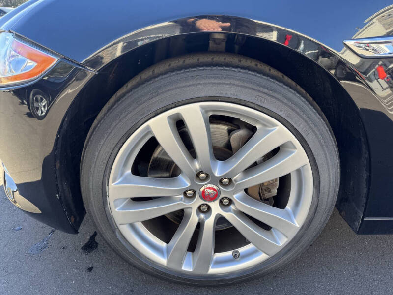 2014 Jaguar XJL Portfolio