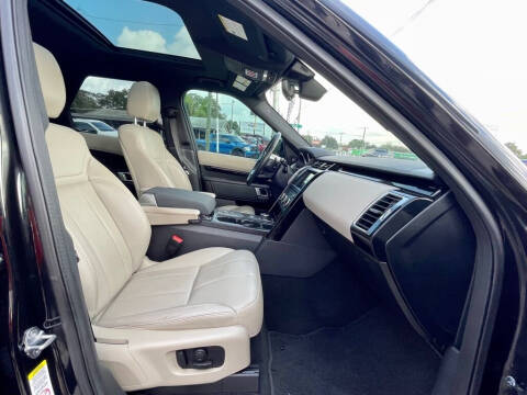 2017 Land Rover Discovery SE