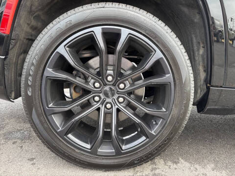 2022 Jeep Grand Wagoneer Series II