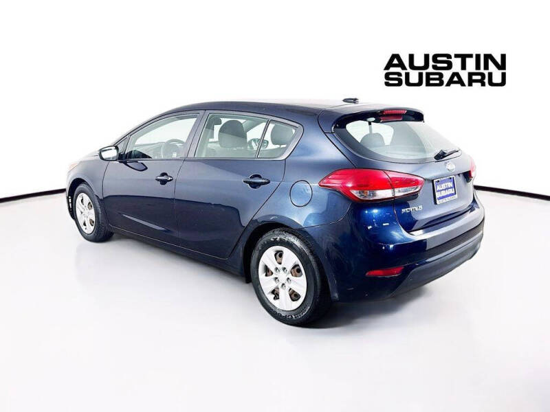 2017 Kia Forte5 LX