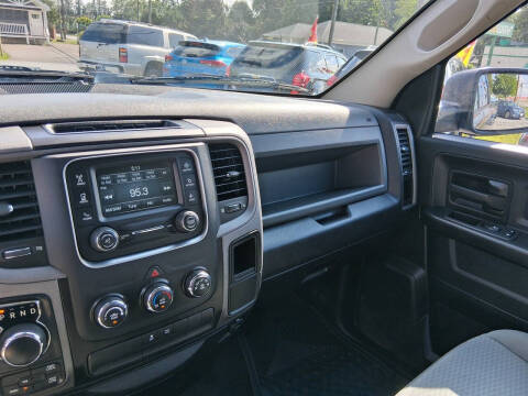 2017 RAM 1500 Express