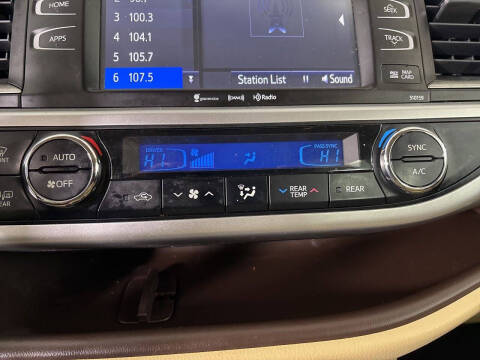 2016 Toyota Highlander XLE