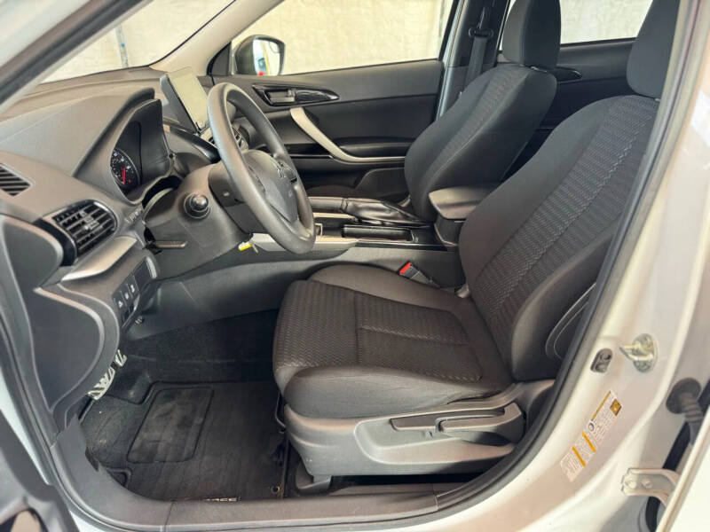 2022 Mitsubishi Eclipse Cross LE