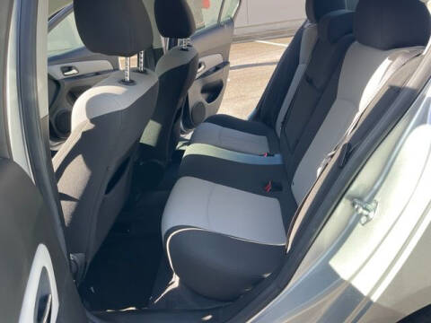 2011 Chevrolet Cruze LS