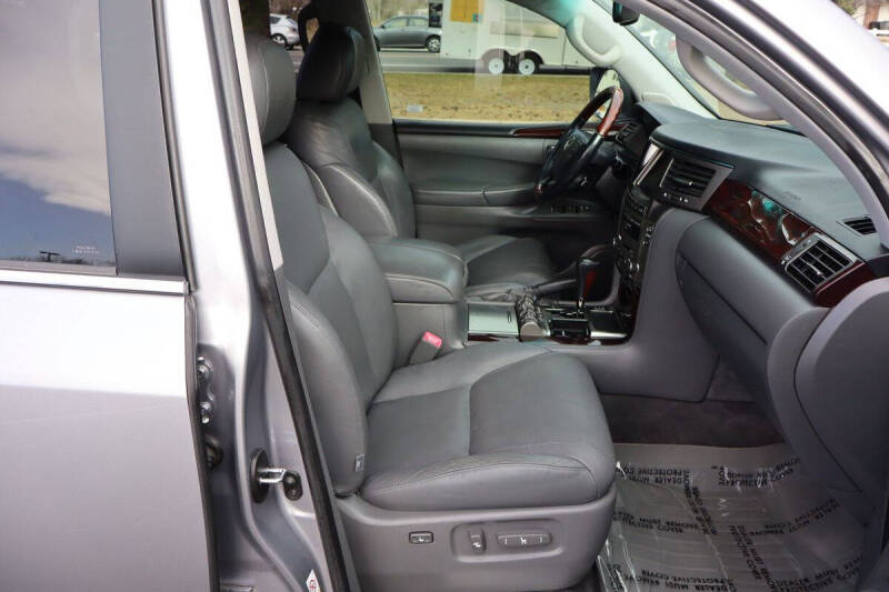 2010 Lexus LX 570