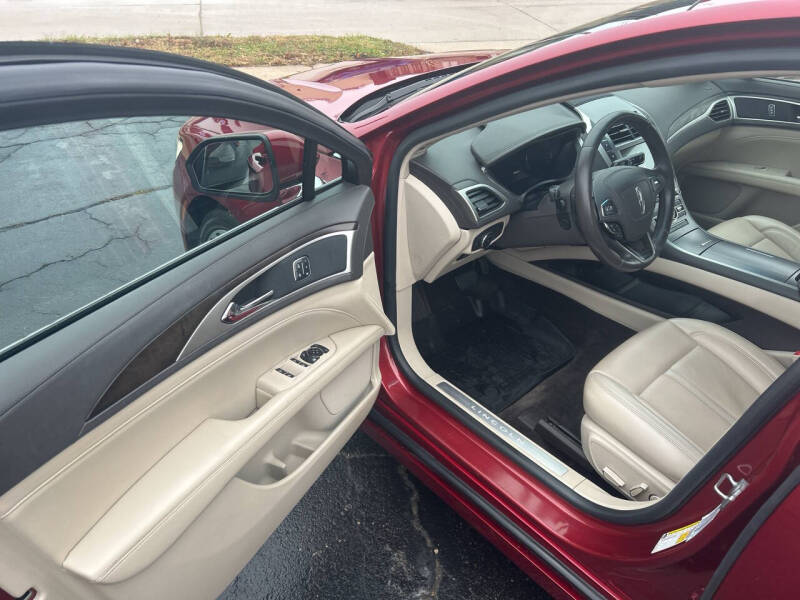 2018 Lincoln MKZ Select