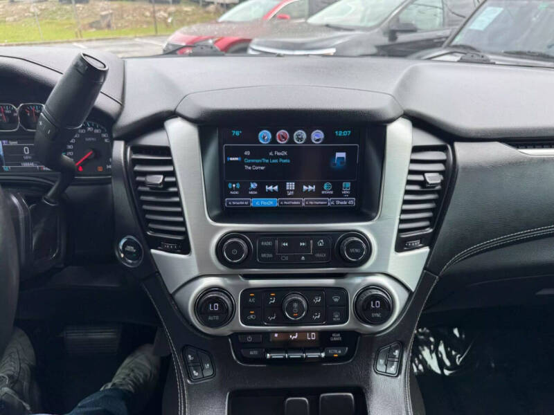 2017 GMC Yukon XL SLT