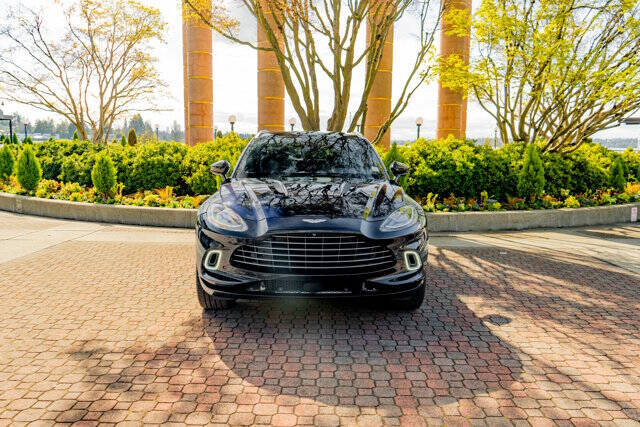 2021 Aston Martin DBX 11