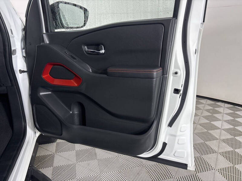 2024 Nissan Frontier PRO-X