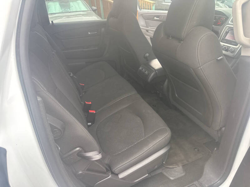 2016 GMC Acadia SLE-1