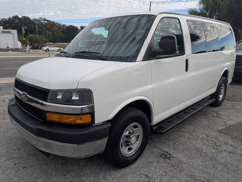 2011 Chevrolet Express LT 2500