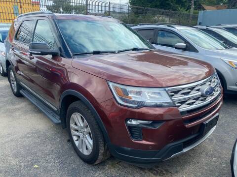 2018 Ford Explorer for sale at Gus's Used Auto Sales in Detroit MI
