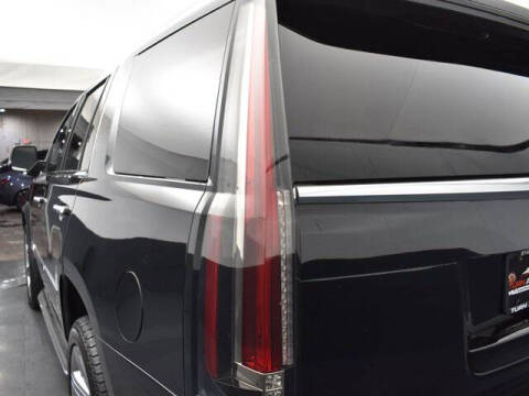 2020 Cadillac Escalade Luxury