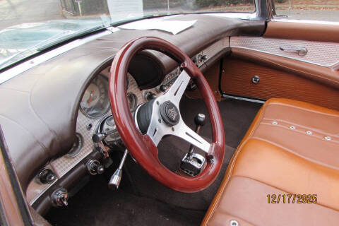 1957 Ford Thunderbird