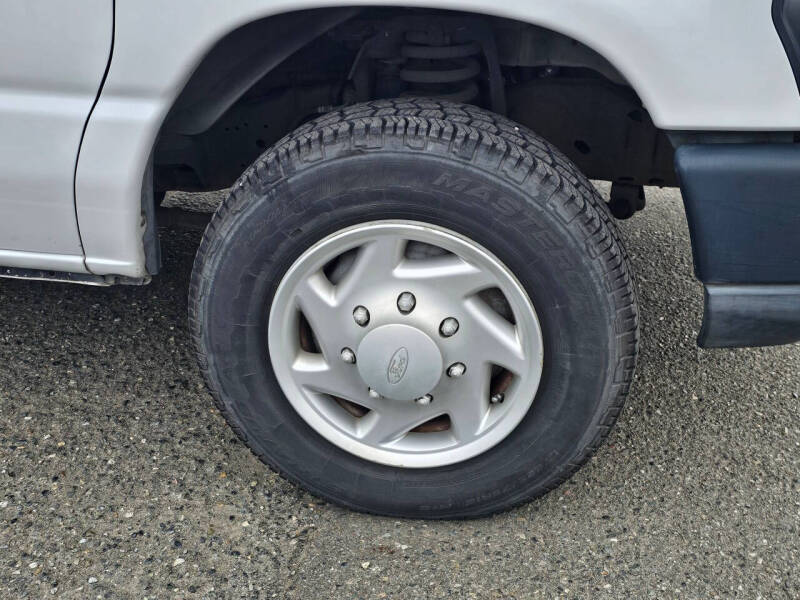 2008 Ford E-Series E-150