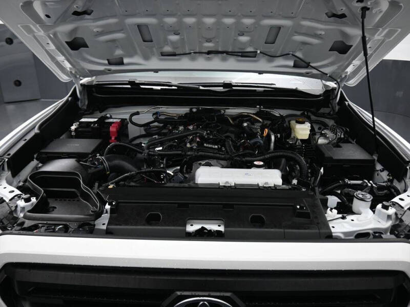 2025 Toyota Tacoma SR