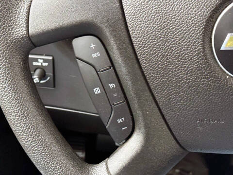 2025 Chevrolet Express LT 2500
