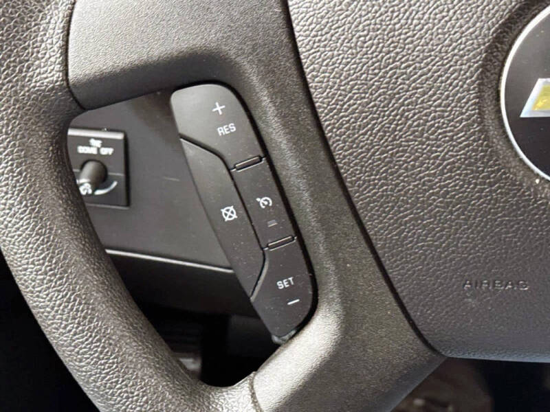 2025 Chevrolet Express LT 2500
