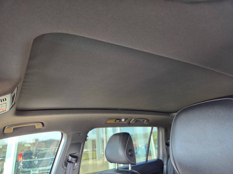 2022 Volkswagen Tiguan SE R-Line Black 4Motion