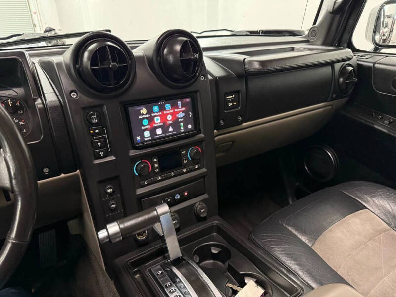 2005 HUMMER H2