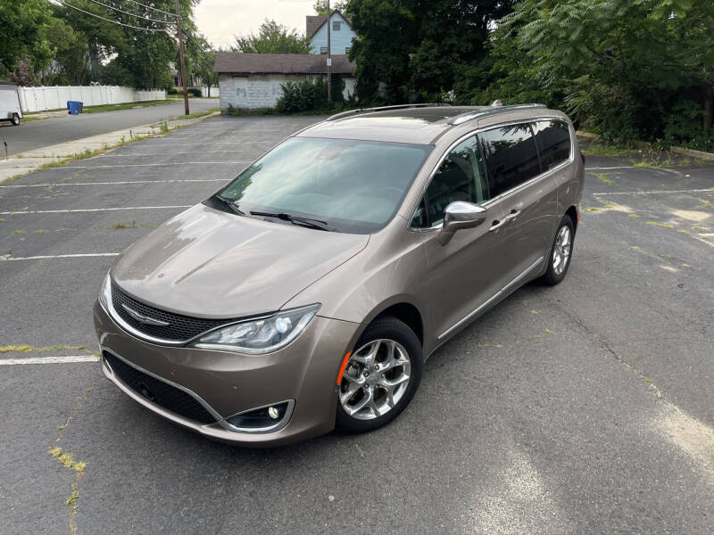 2017 Chrysler Pacifica for sale at Ace's Auto Sales in Westville NJ
