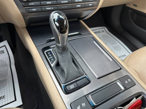 2016 Hyundai Genesis