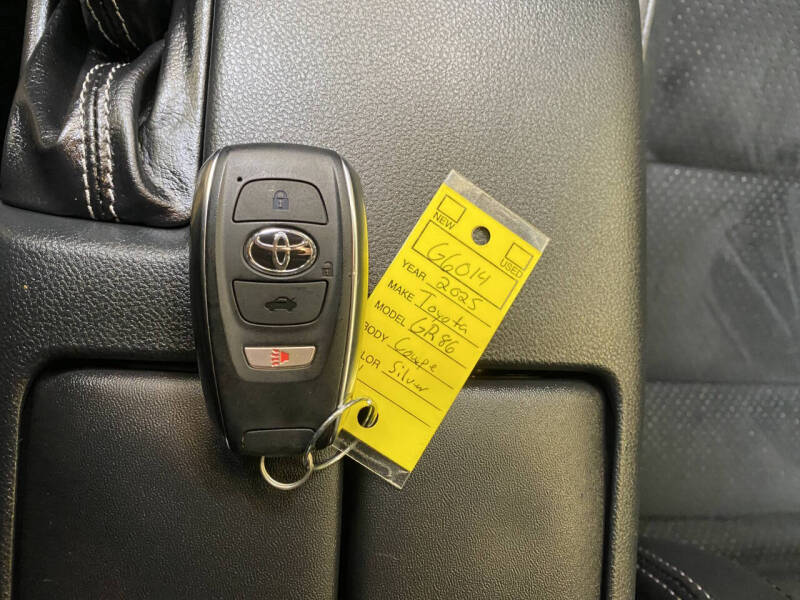 2025 Toyota GR86 Premium