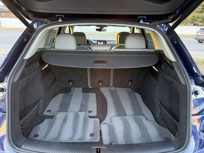 2019 Audi Q5 quattro Premium Plus 45 TFSI