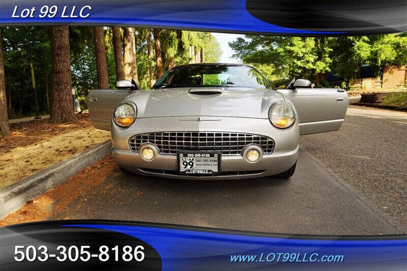 2004 Ford Thunderbird Deluxe