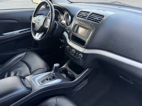 2011 Dodge Journey R/T