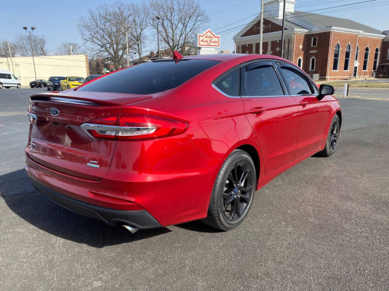 2020 Ford Fusion SE